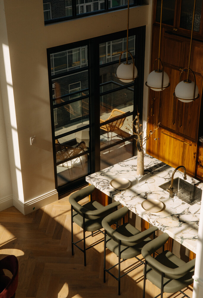 402 UNION Avenue PH1