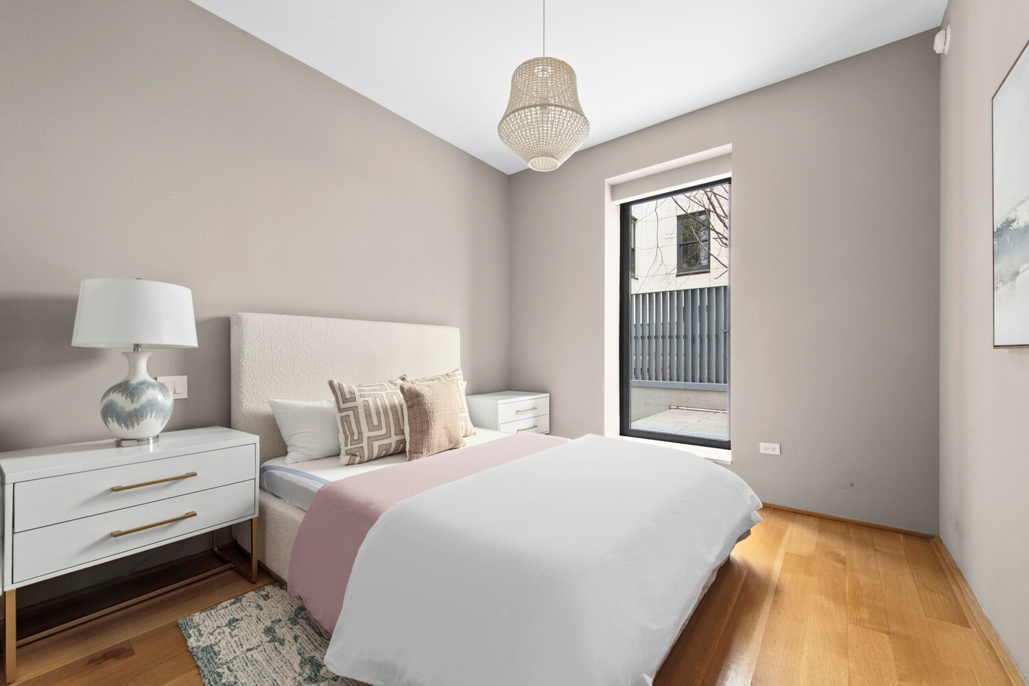 71 READE Street 2B