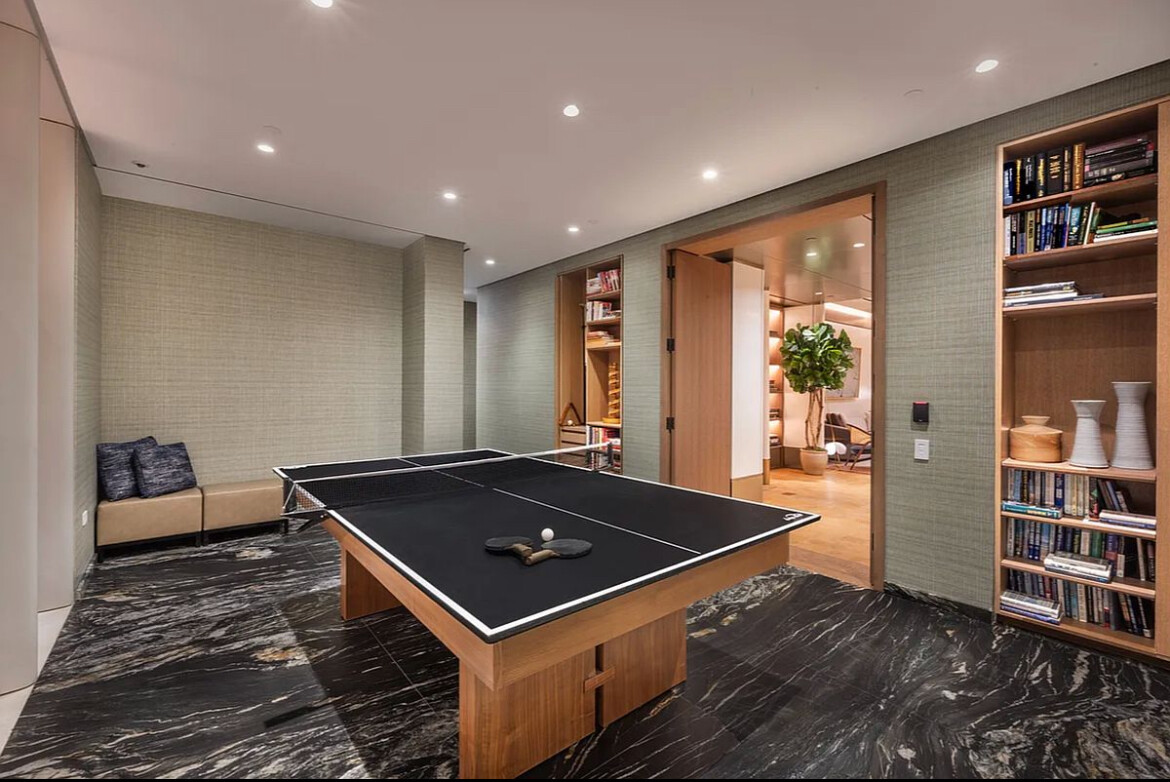 551 West 21st Street 4B