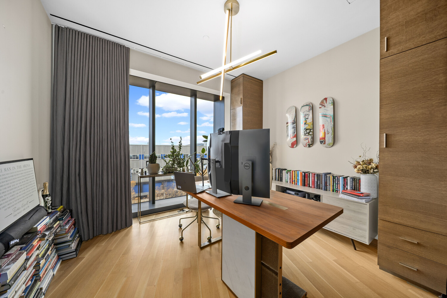 551 West 21st Street 4B