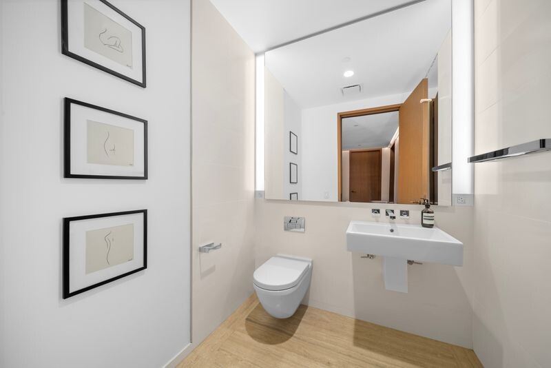 551 West 21st Street 4B