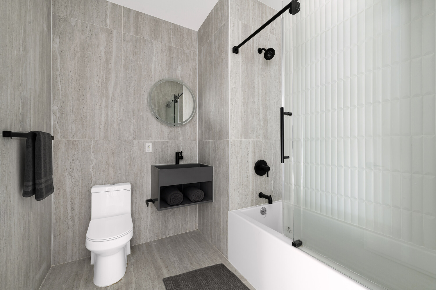 140 MOFFAT Street GDN