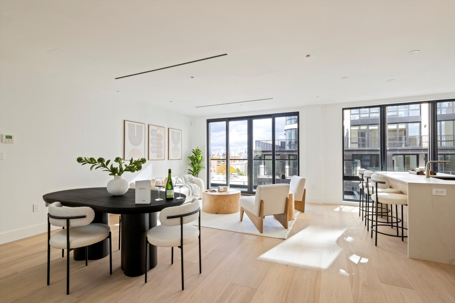 1025 PACIFIC Street PH6