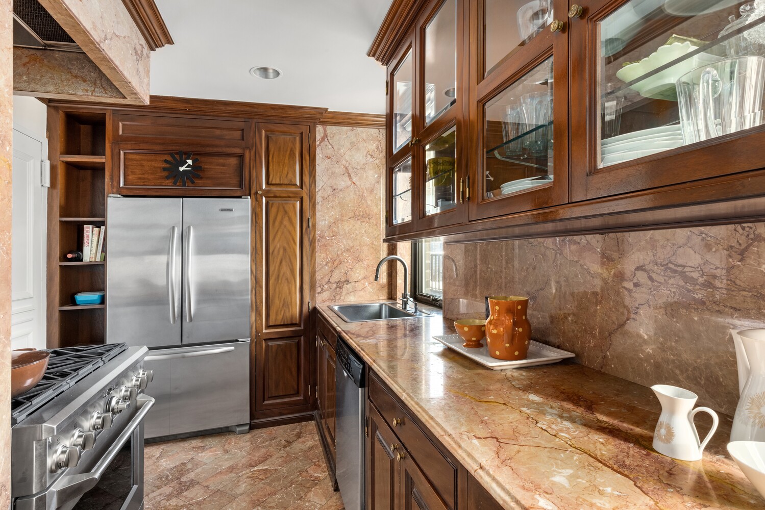 501 E 79TH Street PHB