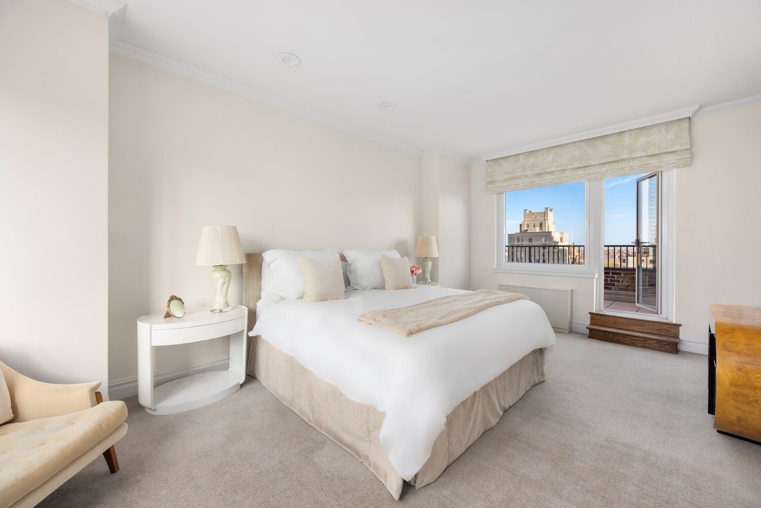 501 E 79TH Street PHB