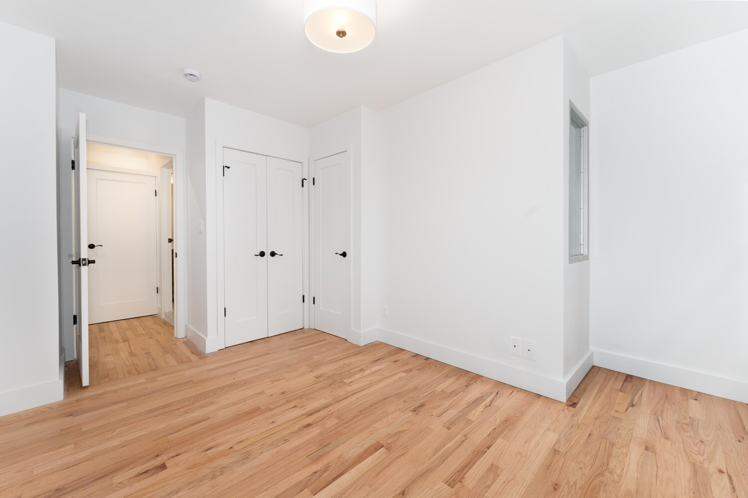 121 DIVISION Street 2A