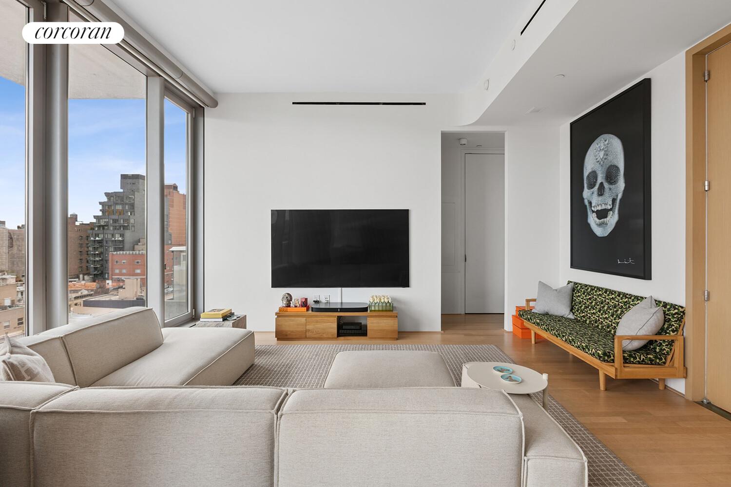 56 LEONARD Street 14AE