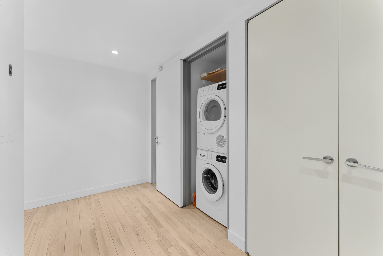 322 W 57TH Street 39K