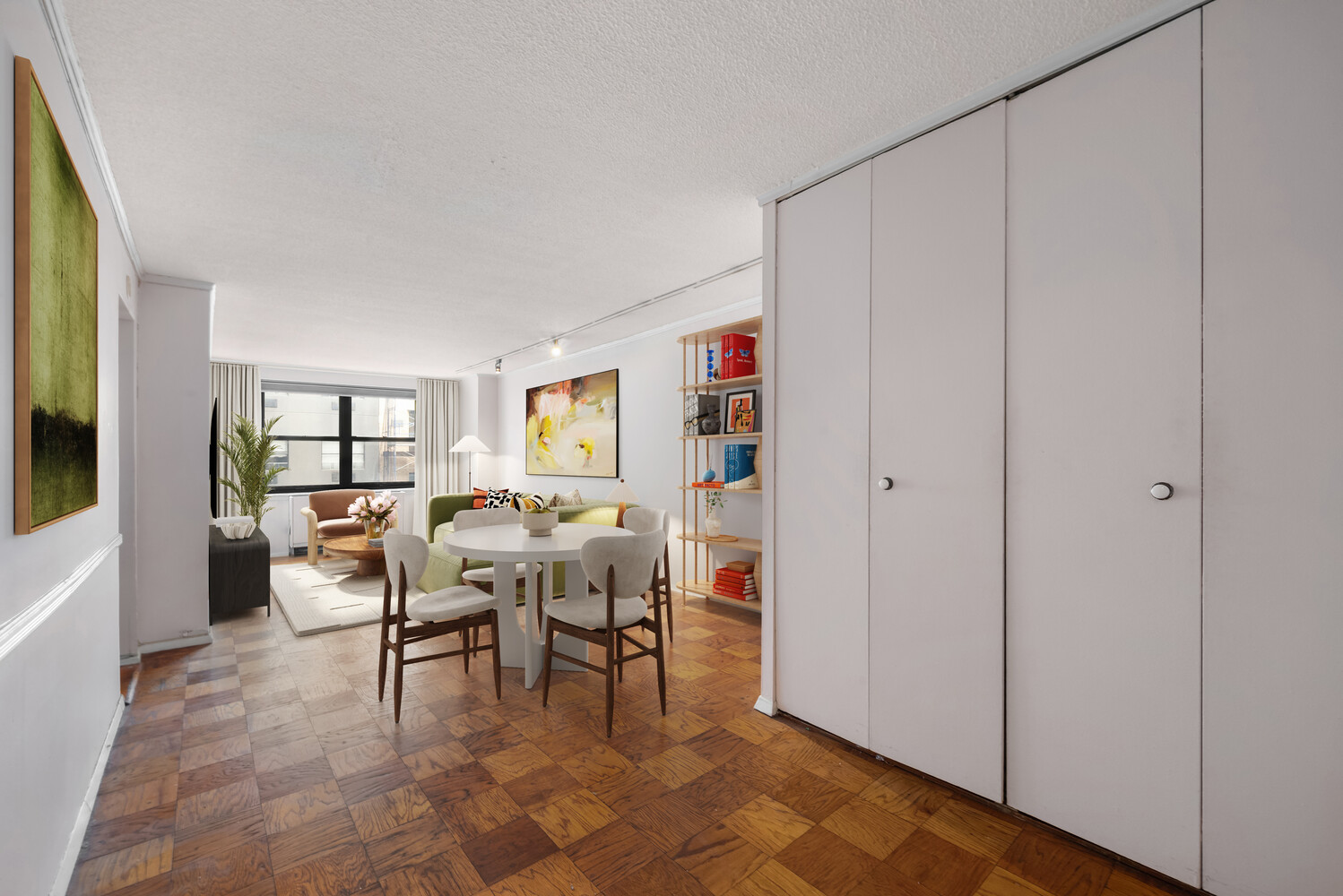 200 E 24TH Street 1008