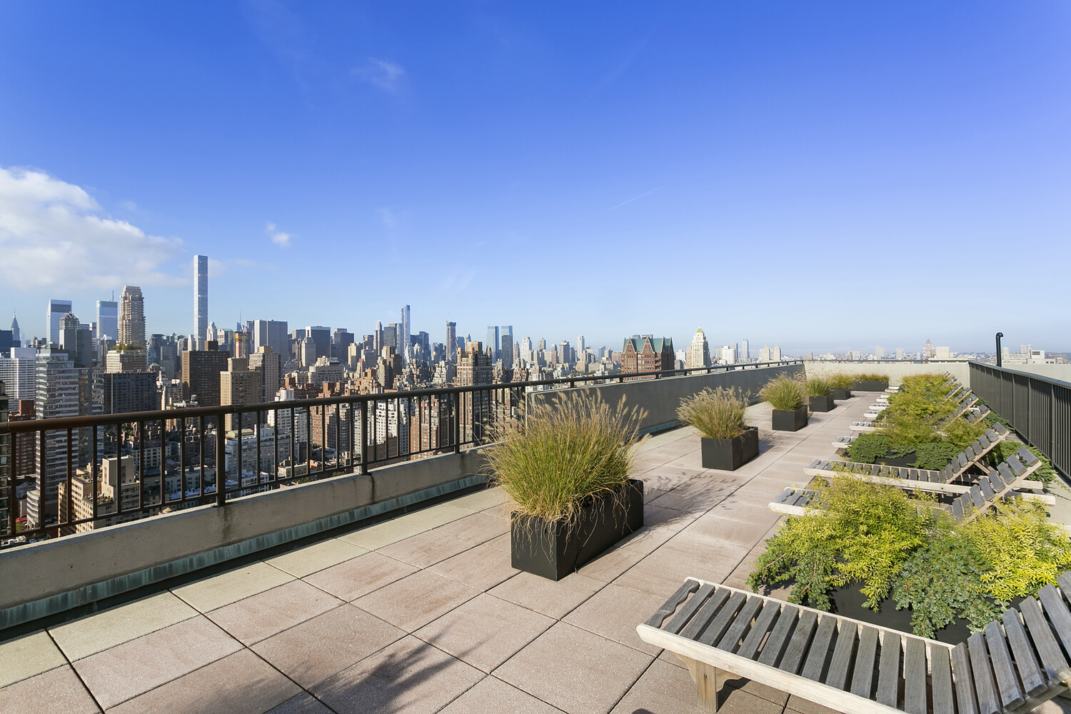 301 E 79TH Street 21S