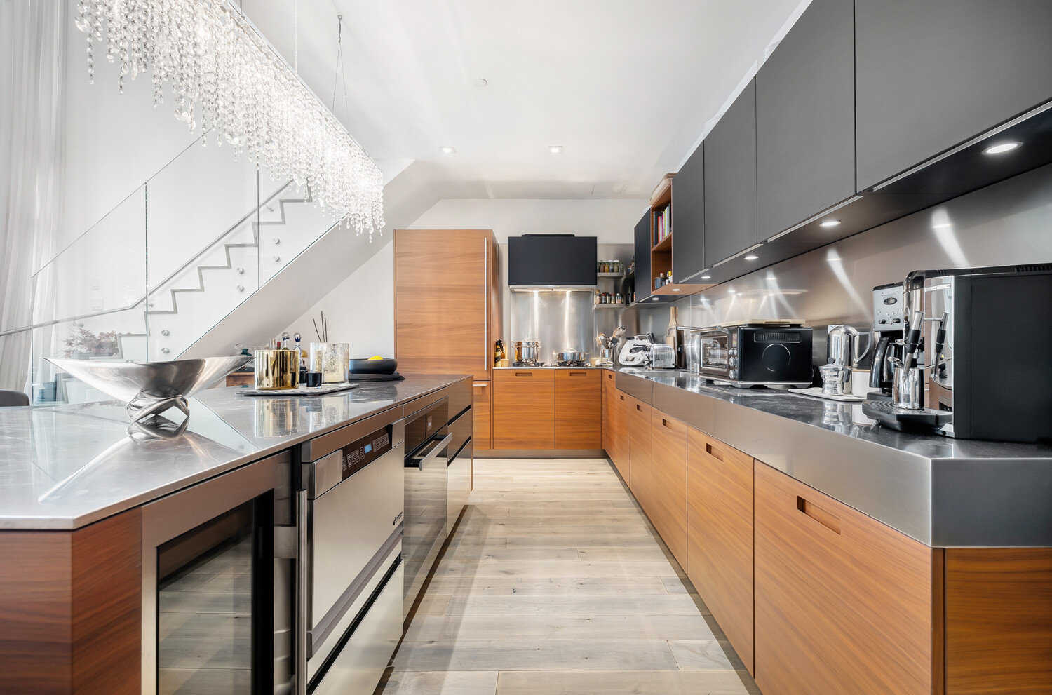 15 RENWICK Street TH3