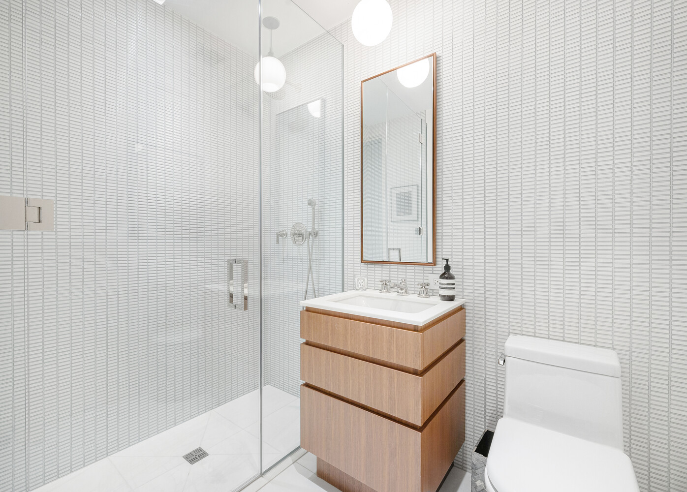 15 RENWICK Street TH3