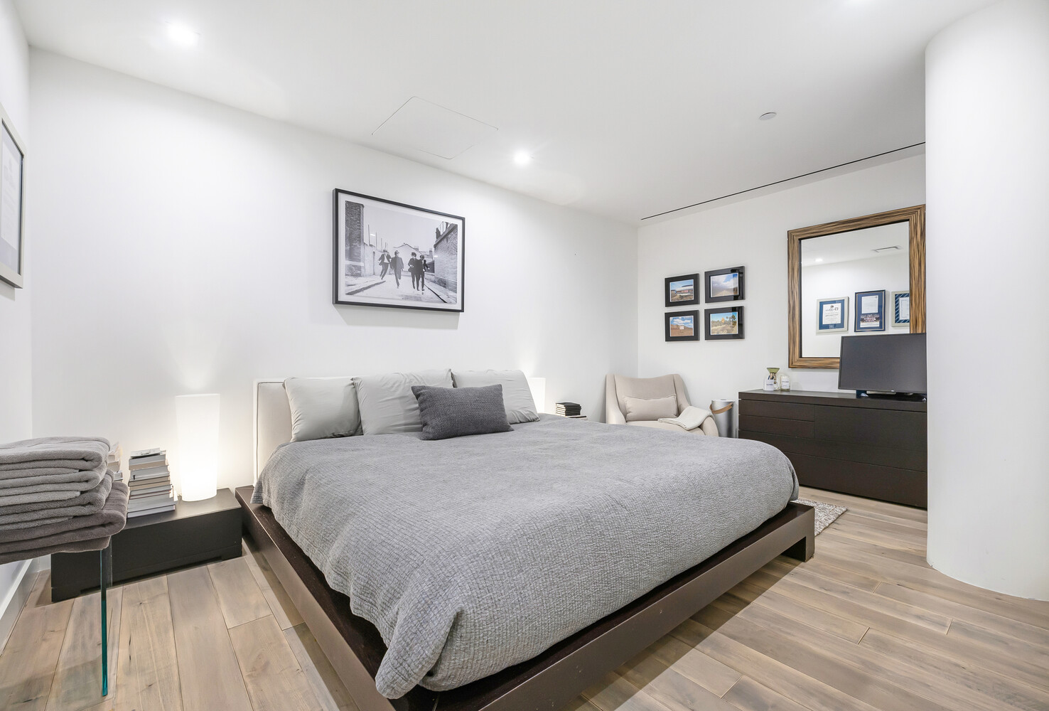 15 RENWICK Street TH3