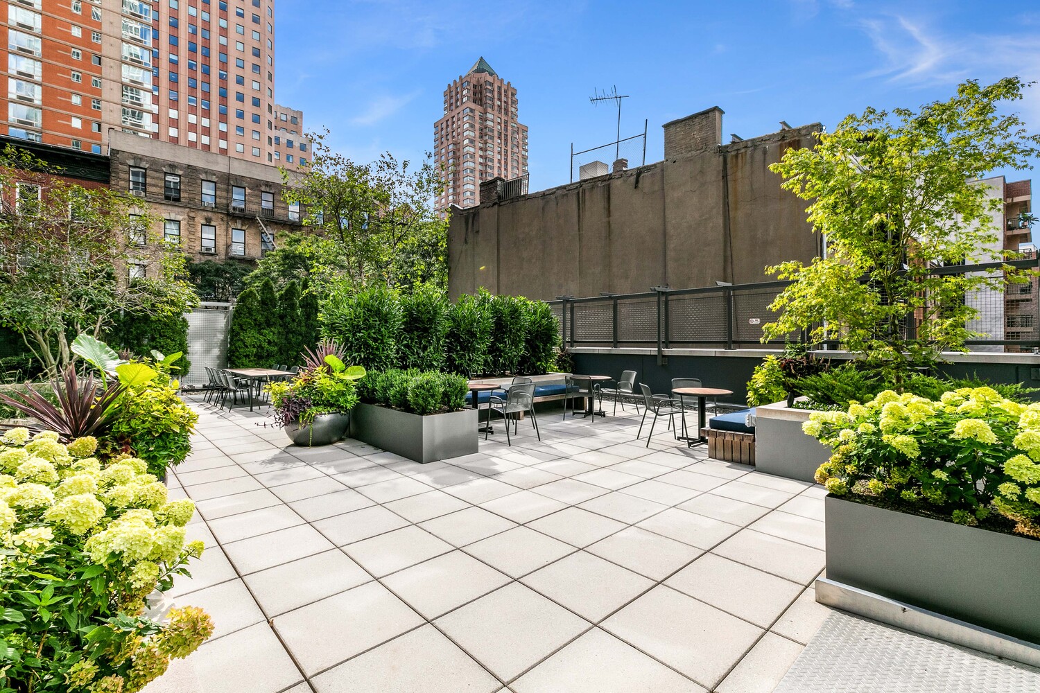 310 W 52ND Street 17J