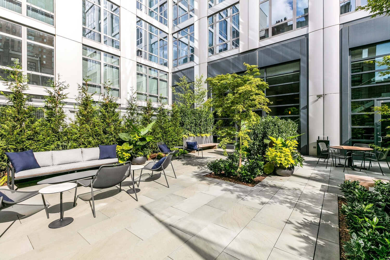 310 W 52ND Street 17J