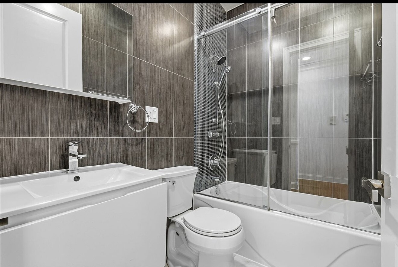 312 W 138TH Street 2