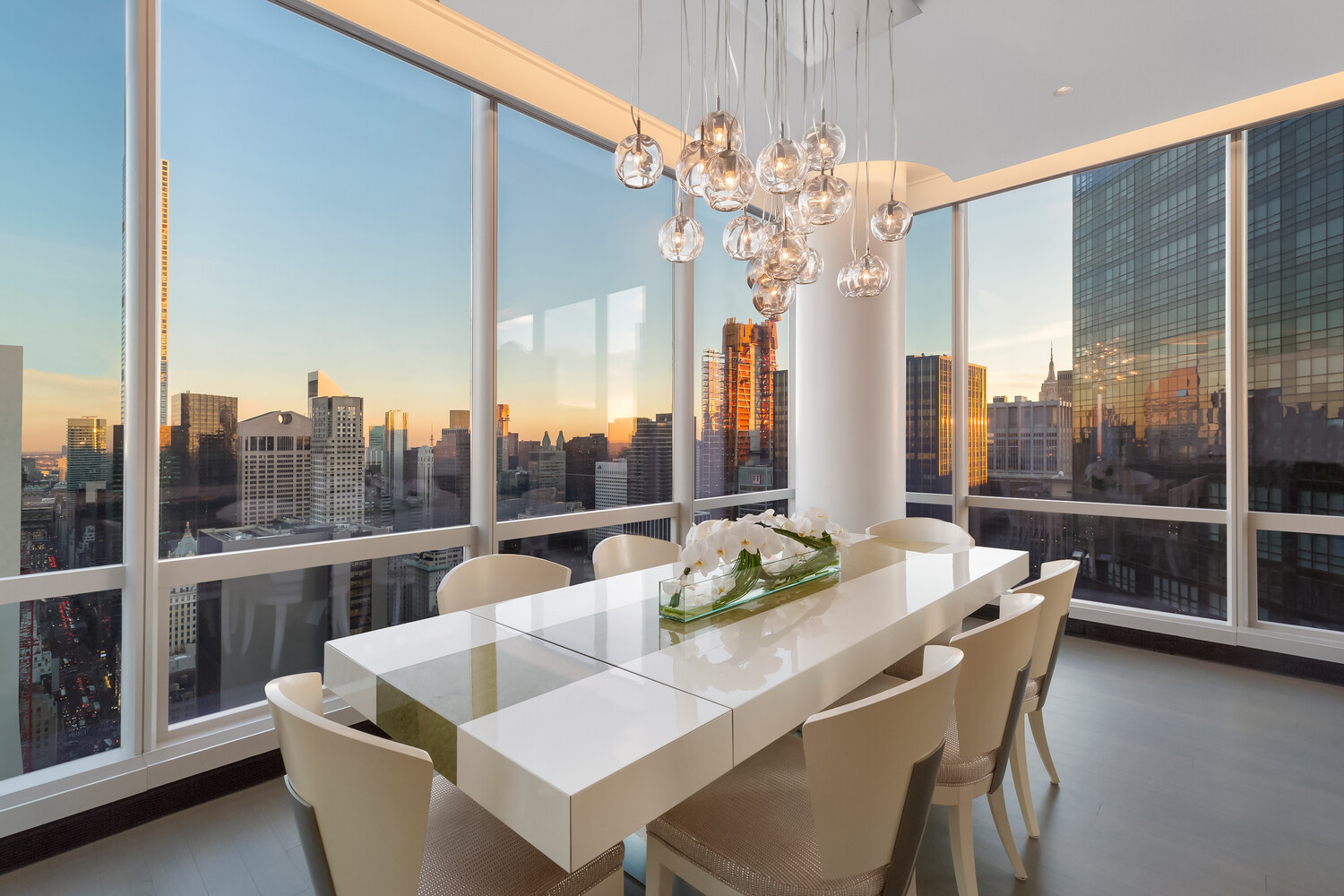 157 W 57TH Street 53B