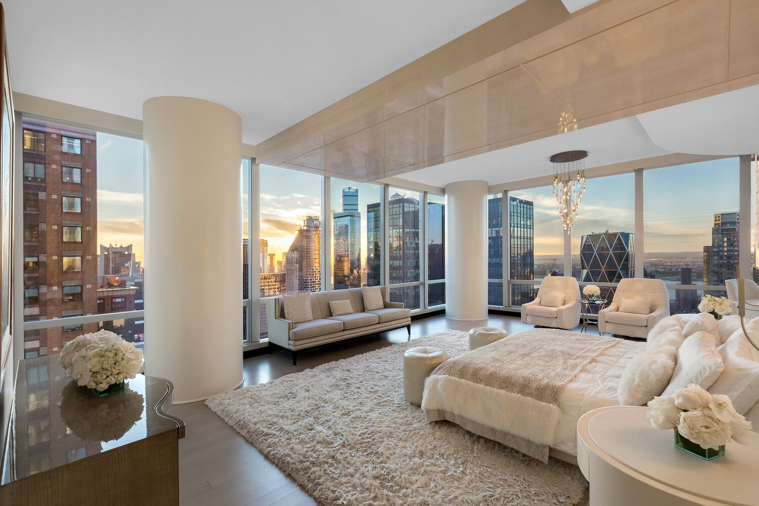 157 W 57TH Street 53B