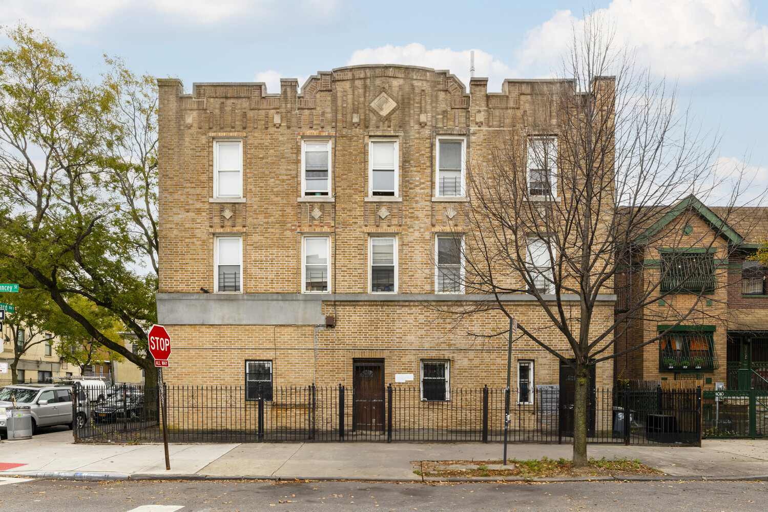316 CHAUNCEY Street MULTIFAM