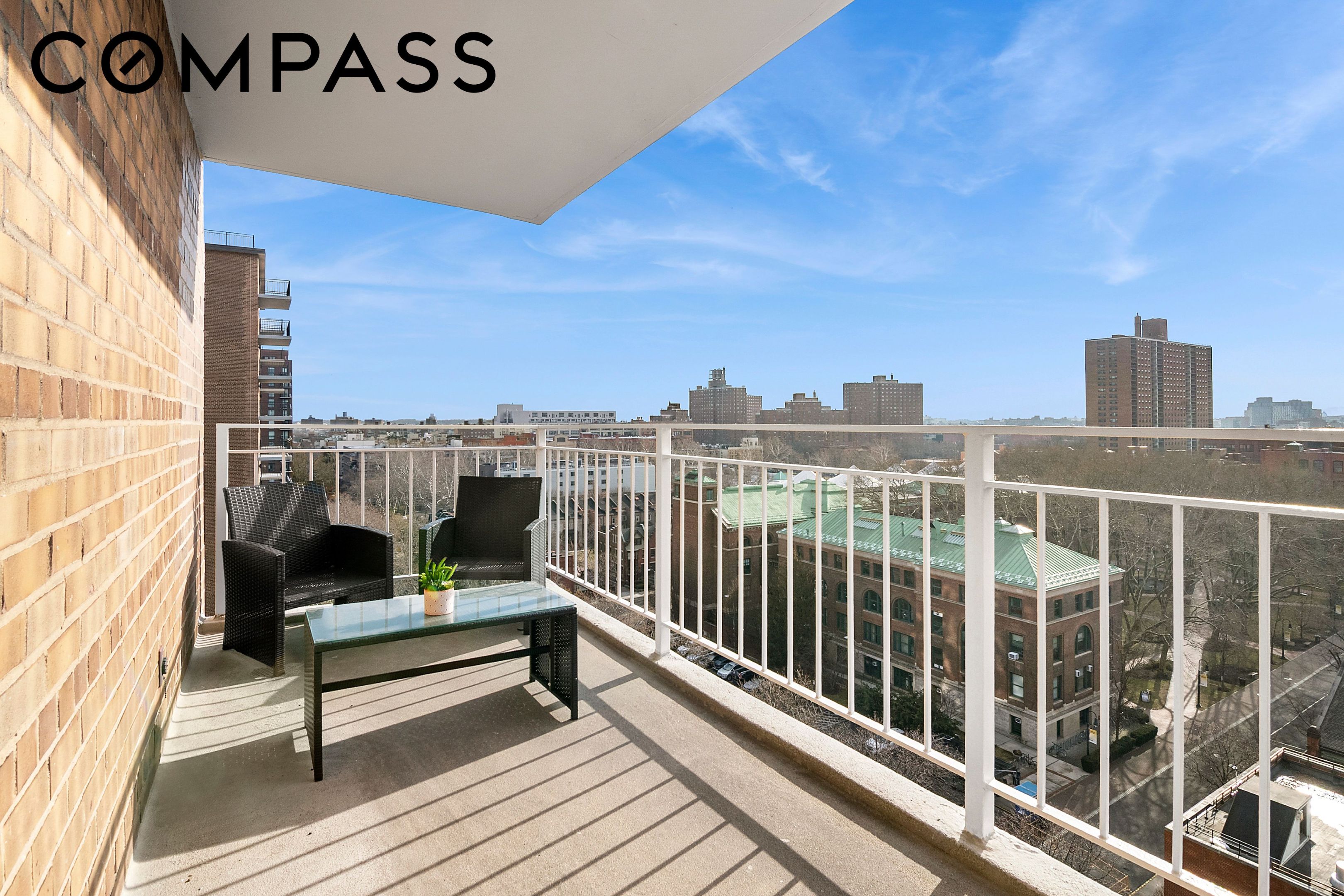 195 Willoughby Avenue 1206