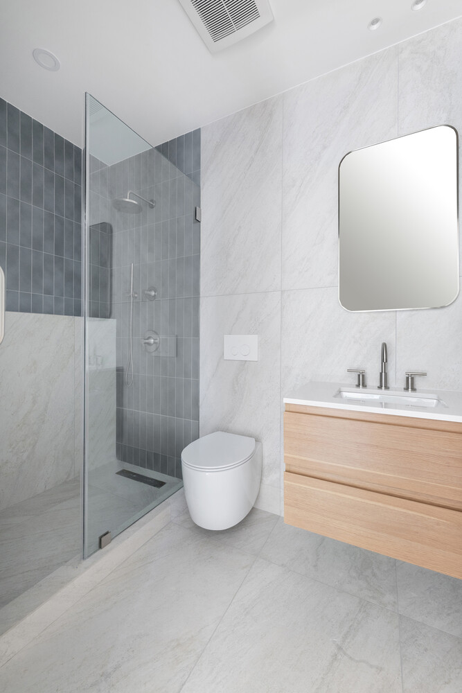 1019 HANCOCK Street 2B