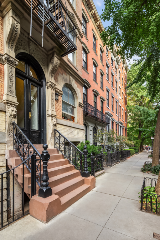 121 East 10th Street, D