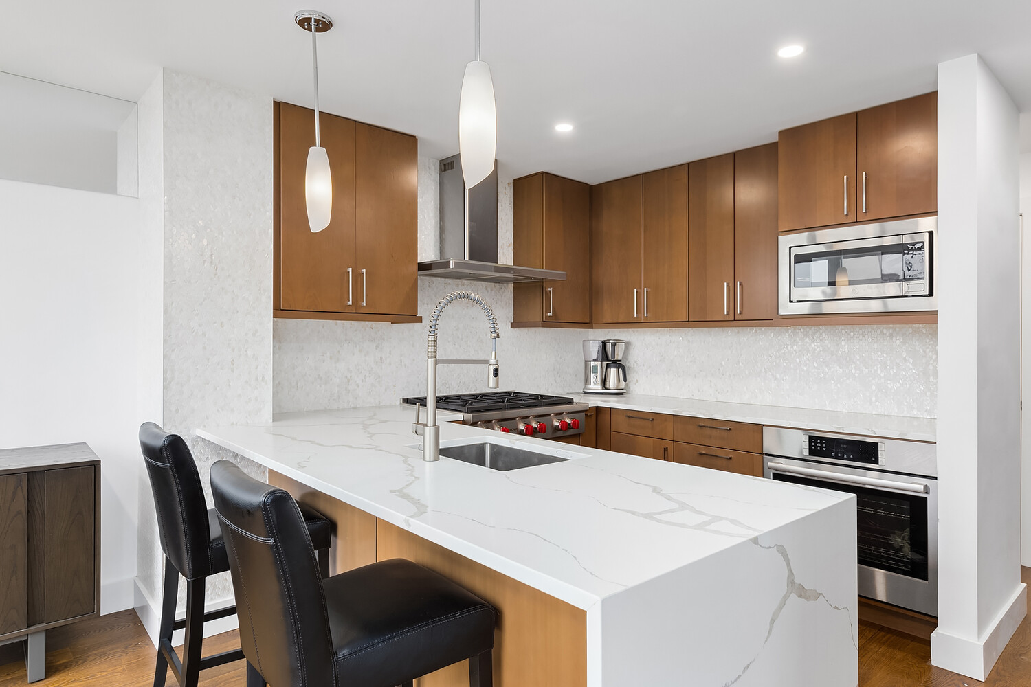 130 BARROW Street PH20