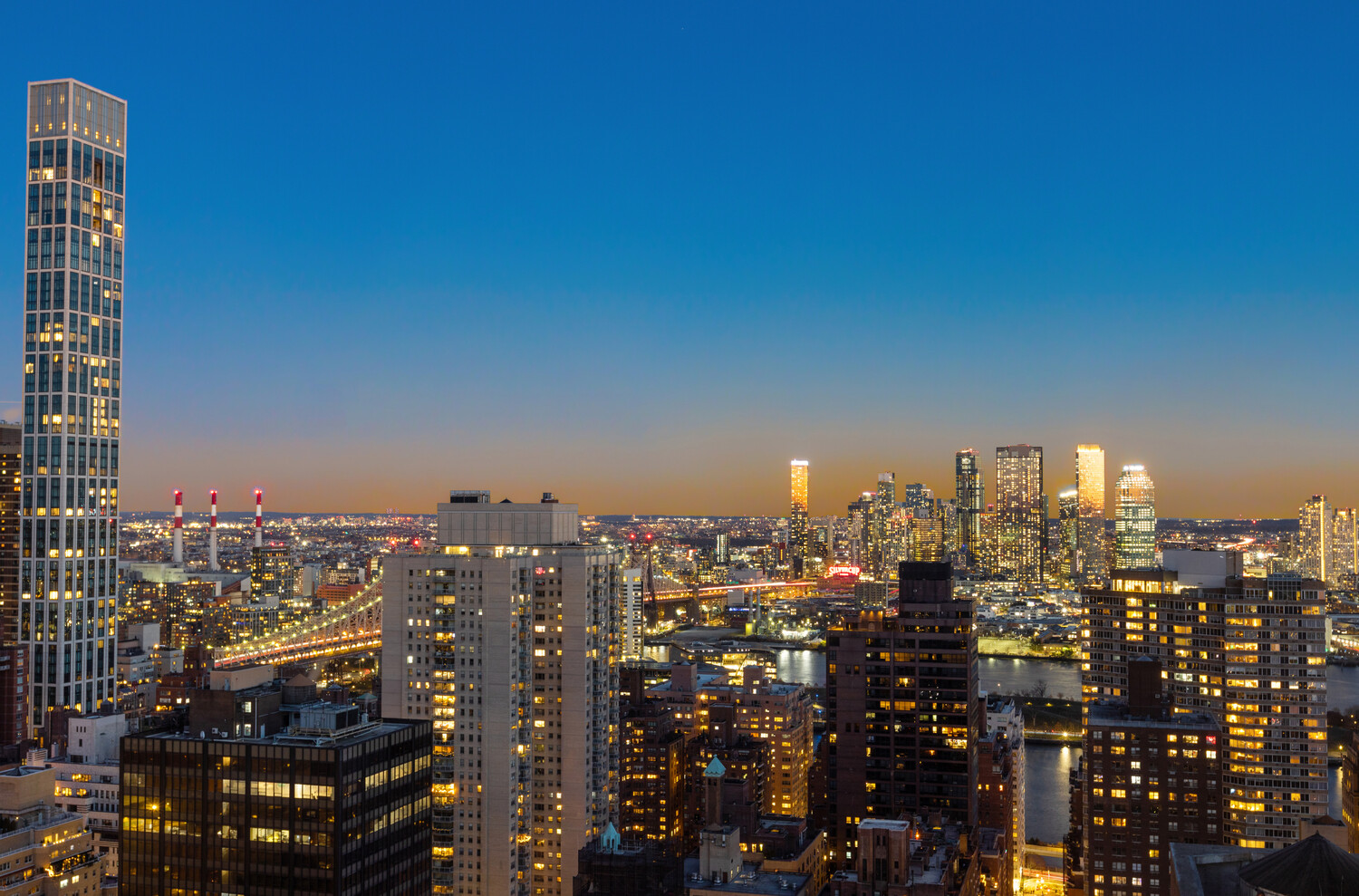 250 E 54TH Street 42PH4