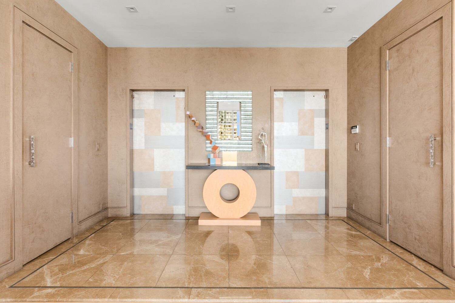 250 E 54TH Street 42PH4