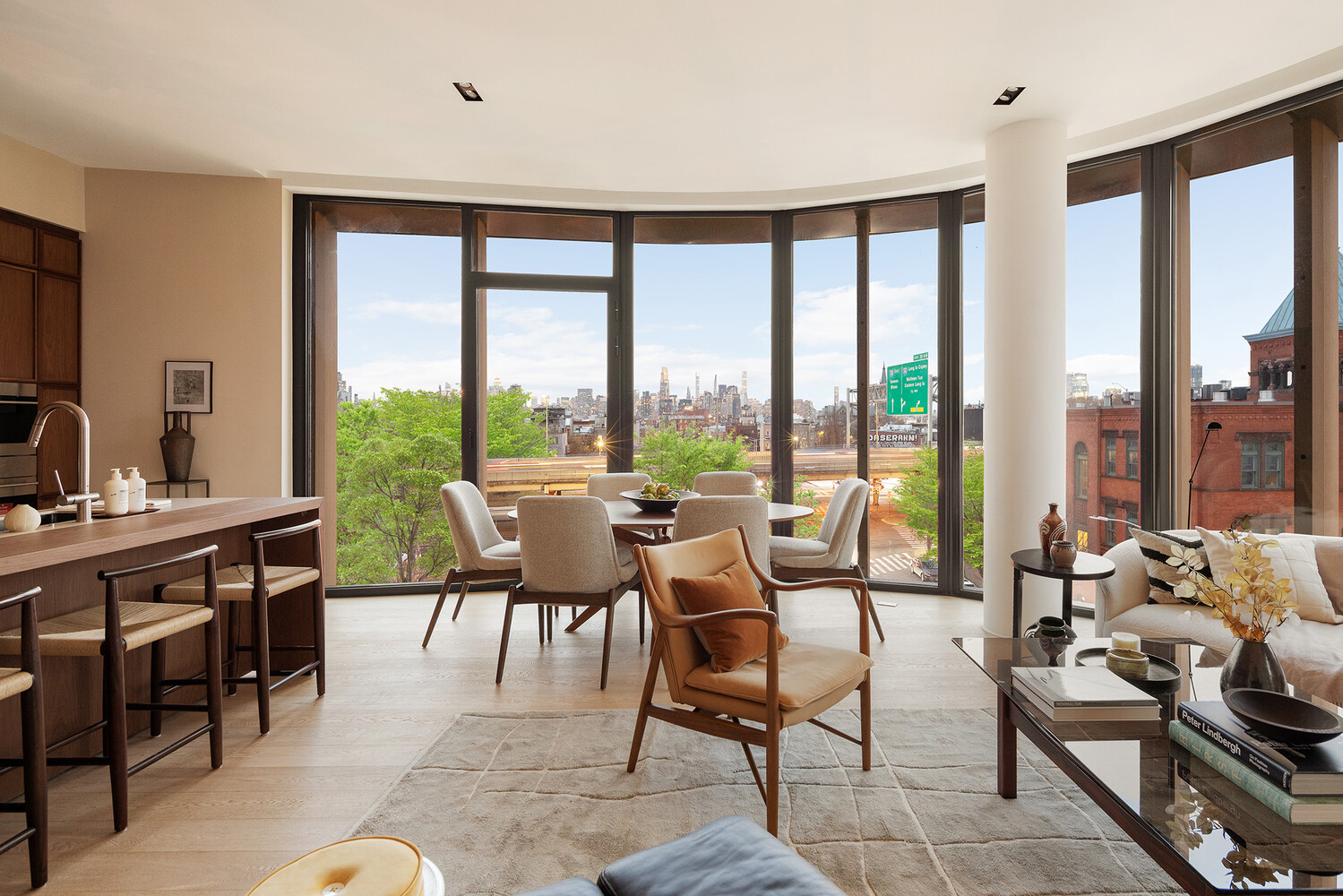 28 HERBERT Street 3B