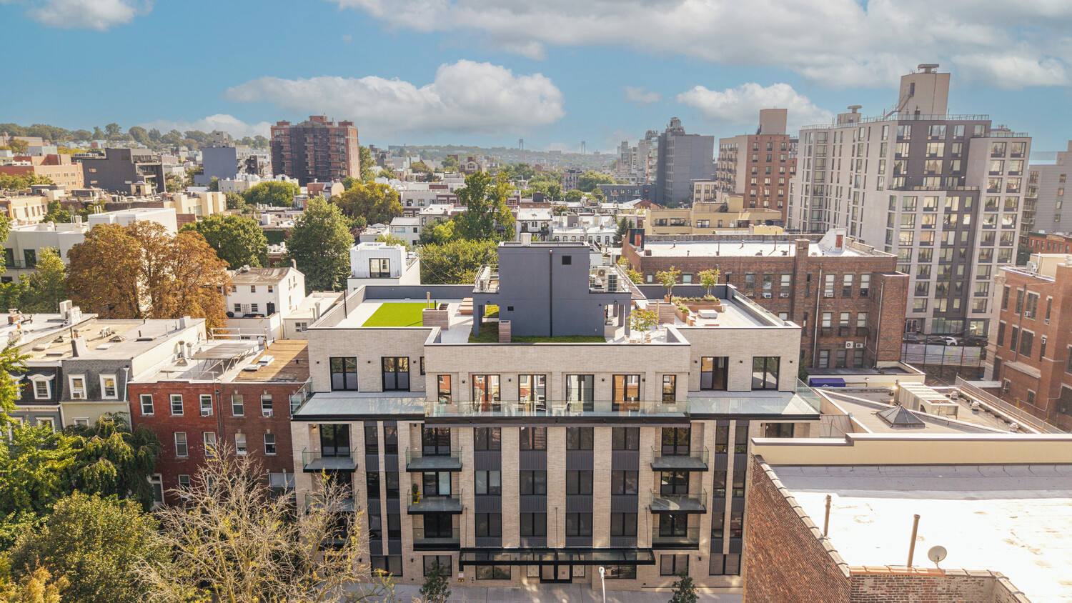 228 13TH Street 201