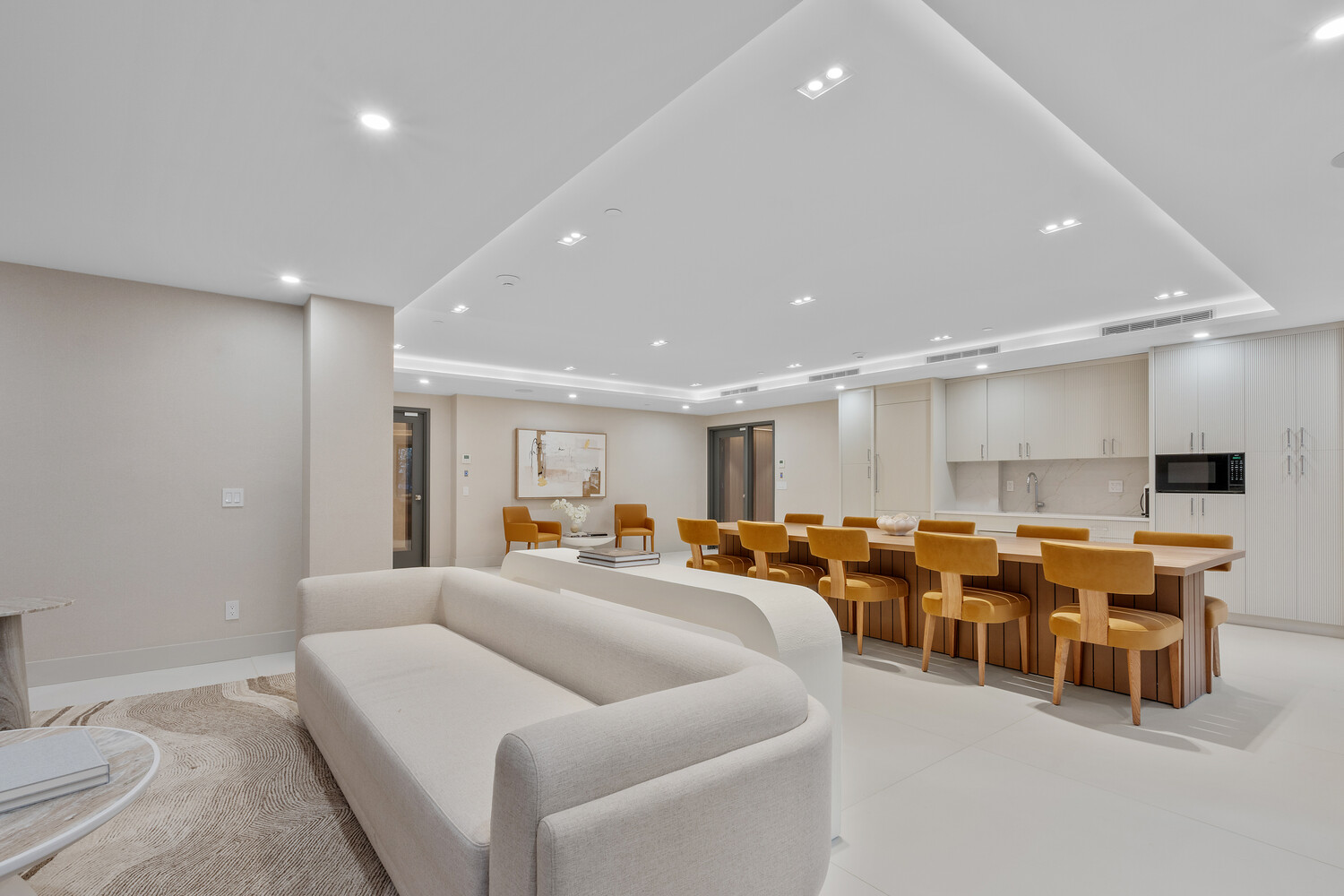 228 13TH Street 201