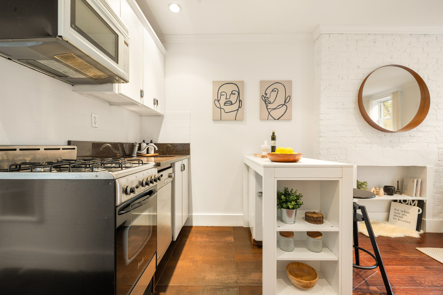 88 HORATIO Street APT3B