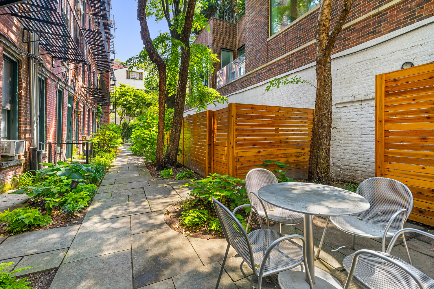 88 HORATIO Street APT3B