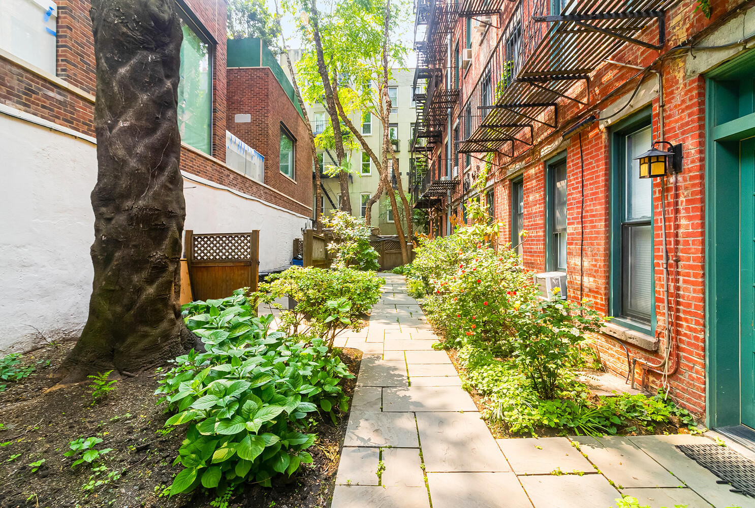 88 HORATIO Street APT3B