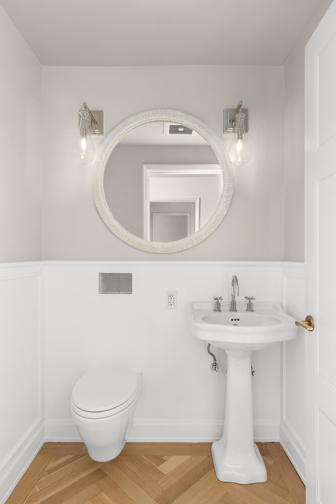 275 W 10TH Street 8C