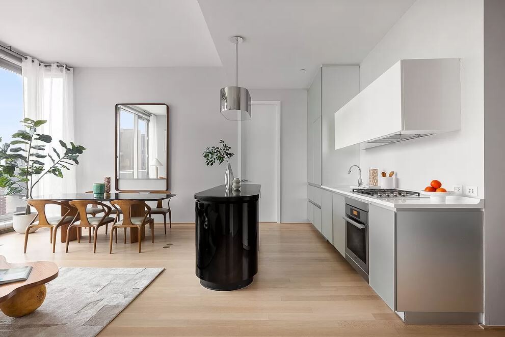 56 LEONARD Street 43BE