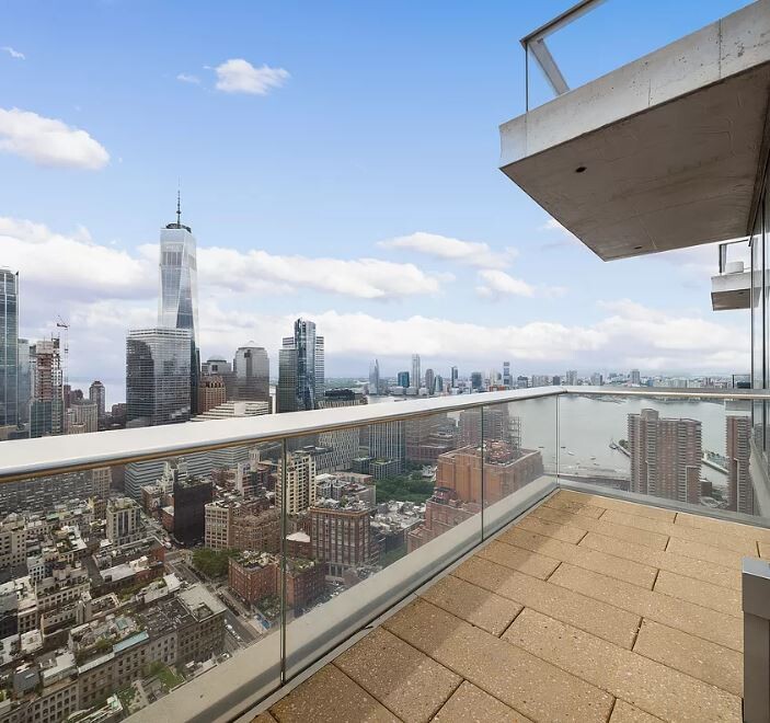 56 LEONARD Street 43BE