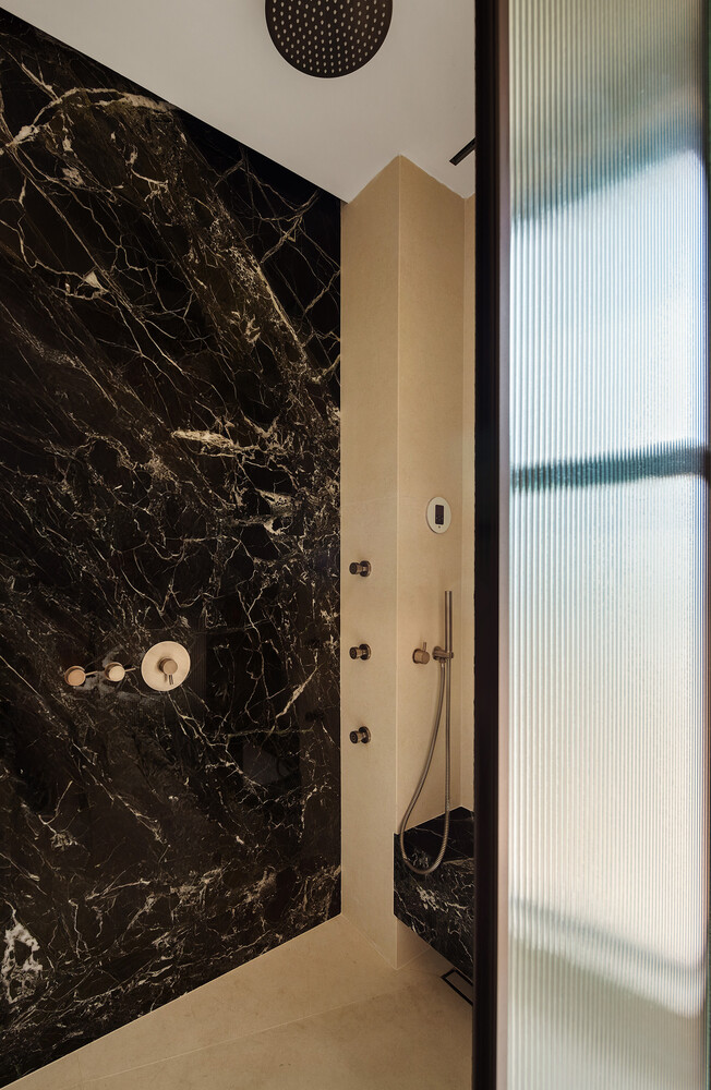 68 COMMERCIAL Street PENTHOUSE