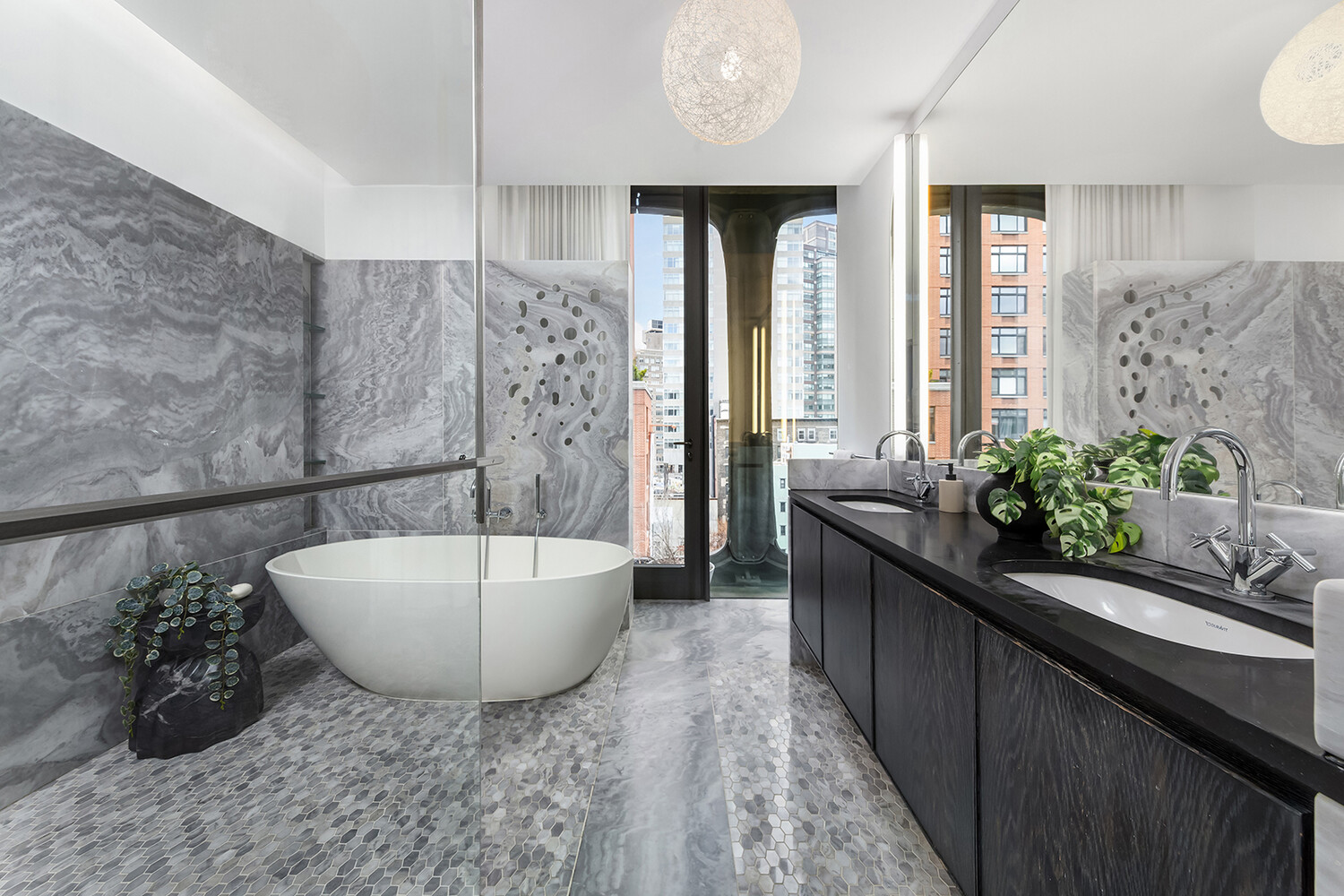 325 W BROADWAY 7B