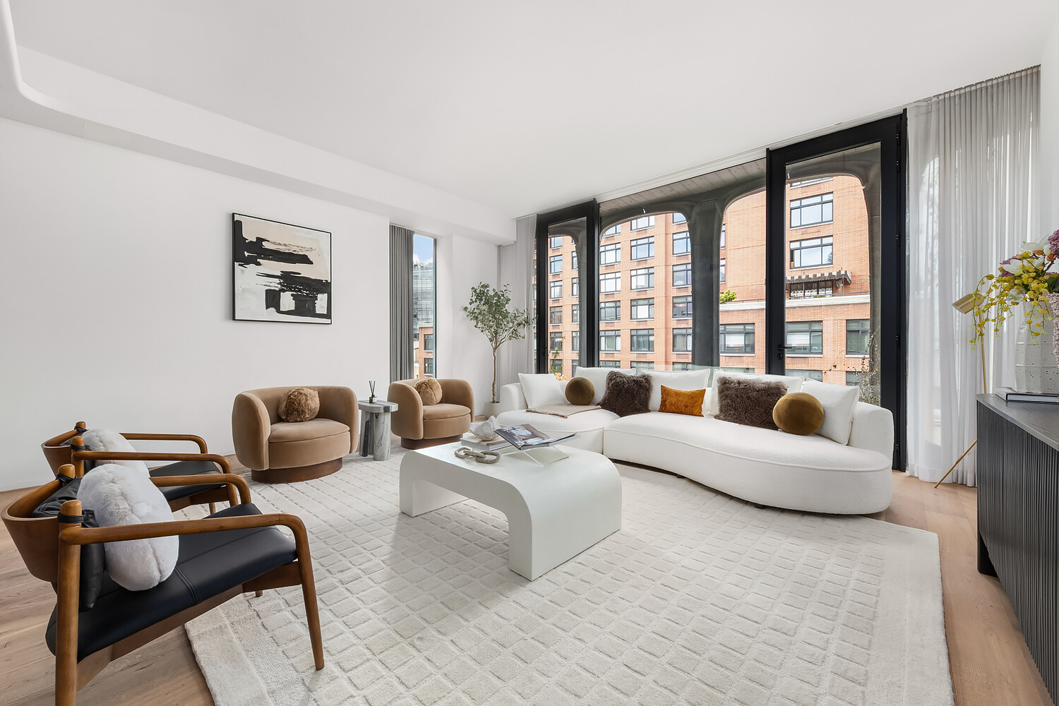 325 W BROADWAY 7B