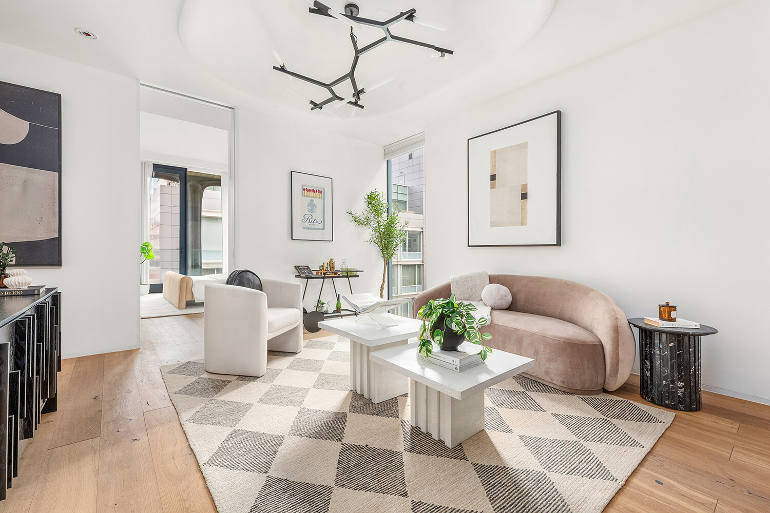 325 W BROADWAY 7B