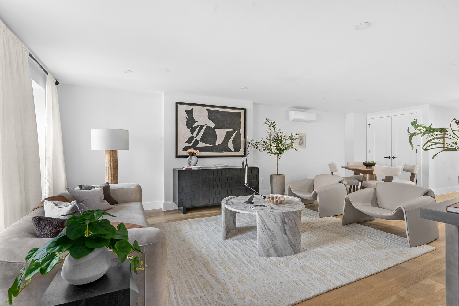 256 PUTNAM Avenue 1GDN