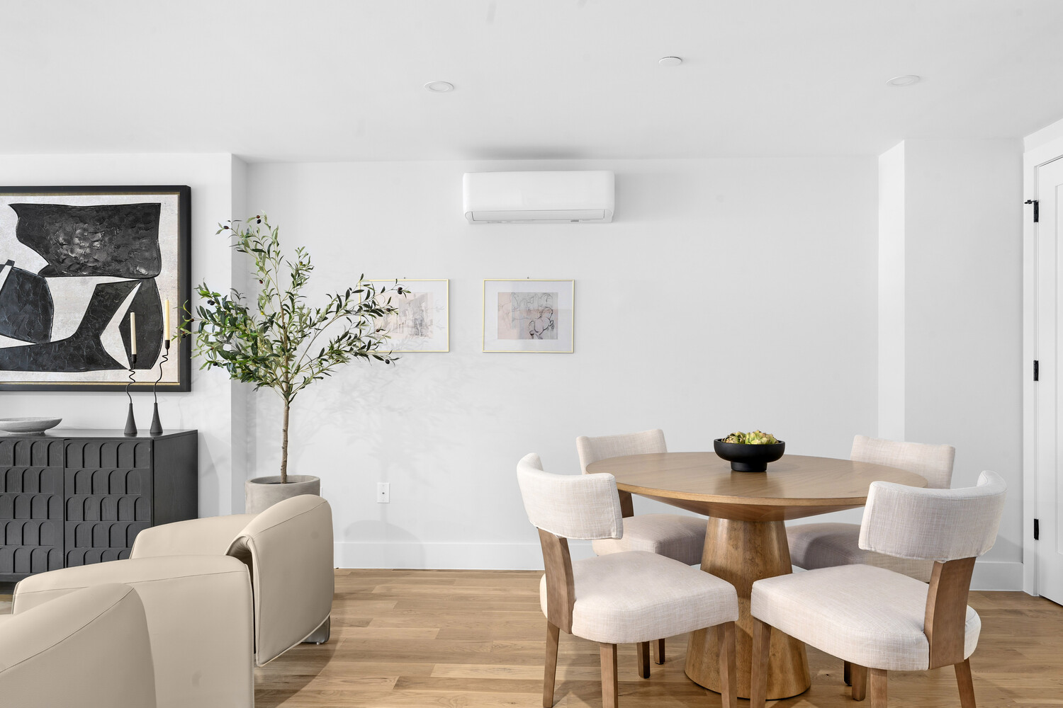 256 PUTNAM Avenue 1GDN