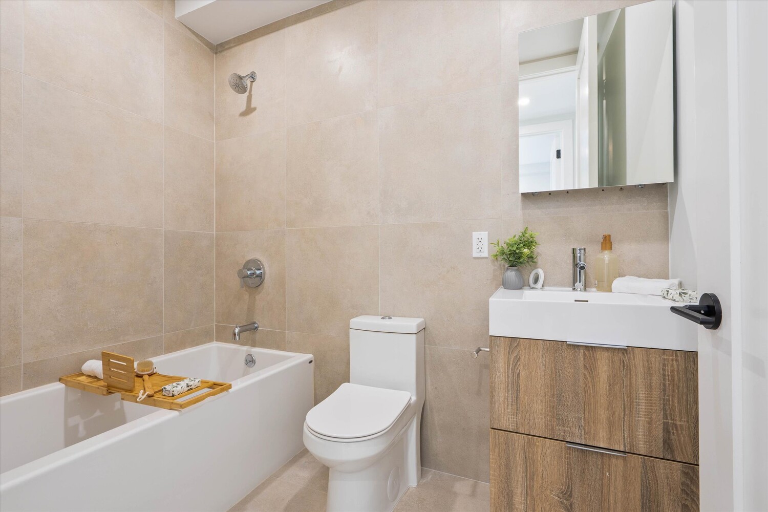 256 PUTNAM Avenue 4PH