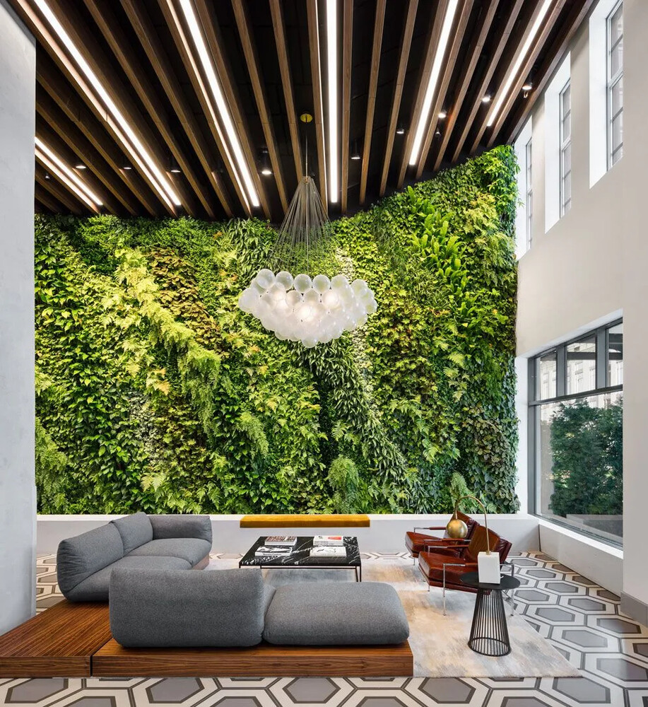 184 KENT Avenue B612