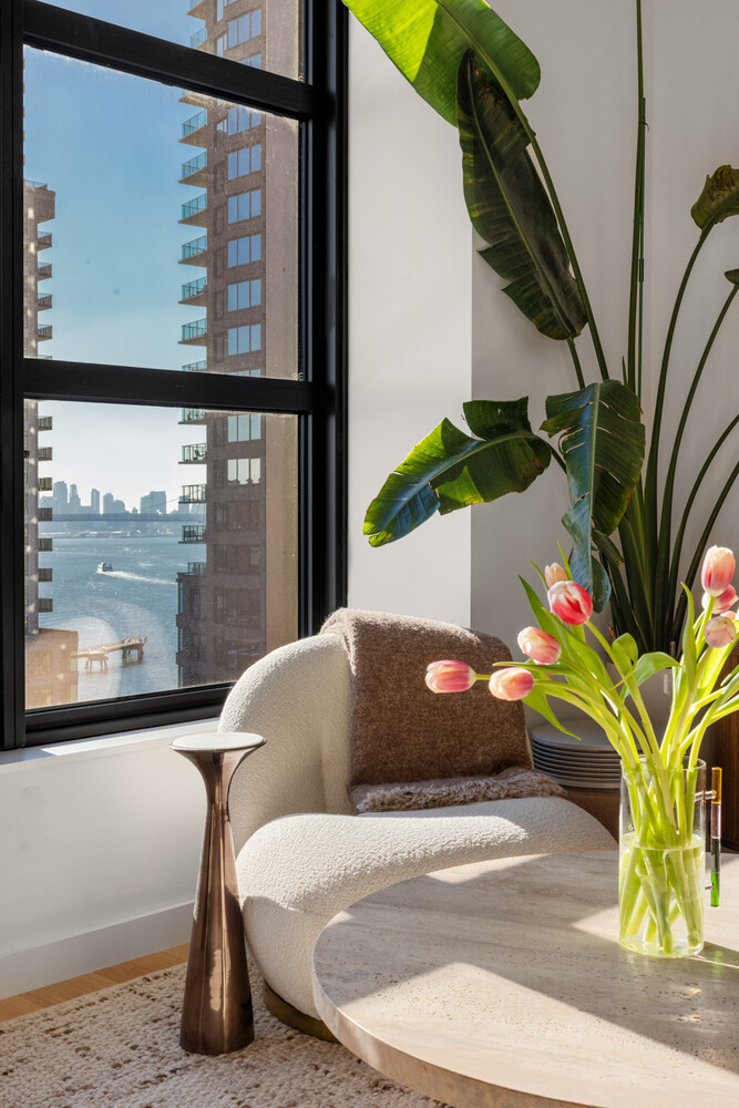 29 HURON Street 10DE