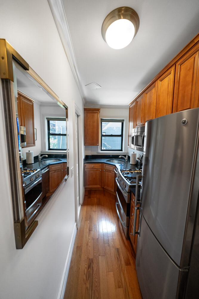 236 E 78TH Street 4B