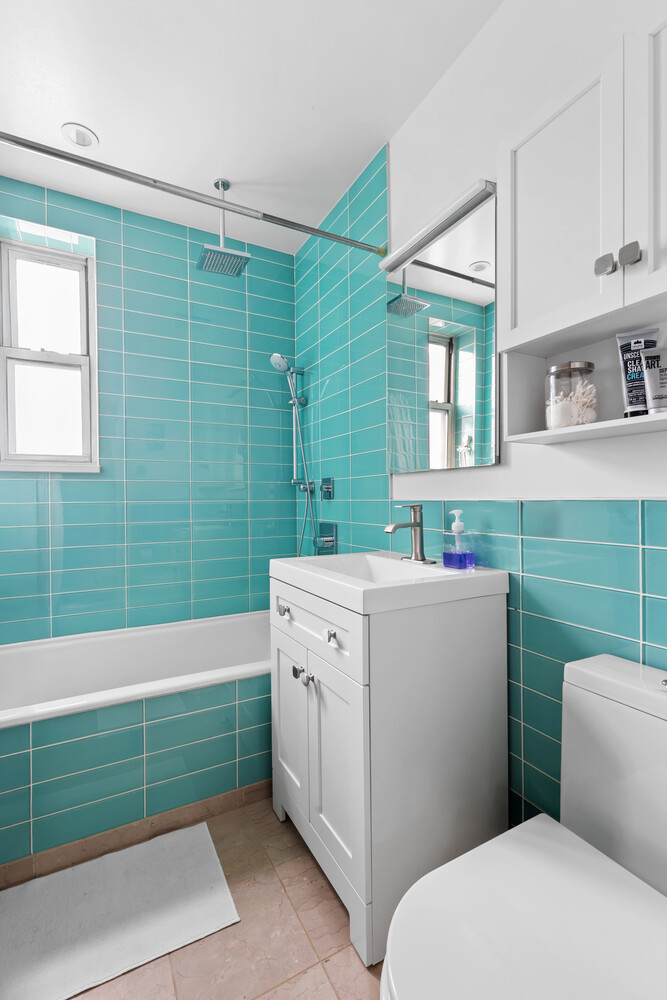 243 MCDONALD Avenue 6T