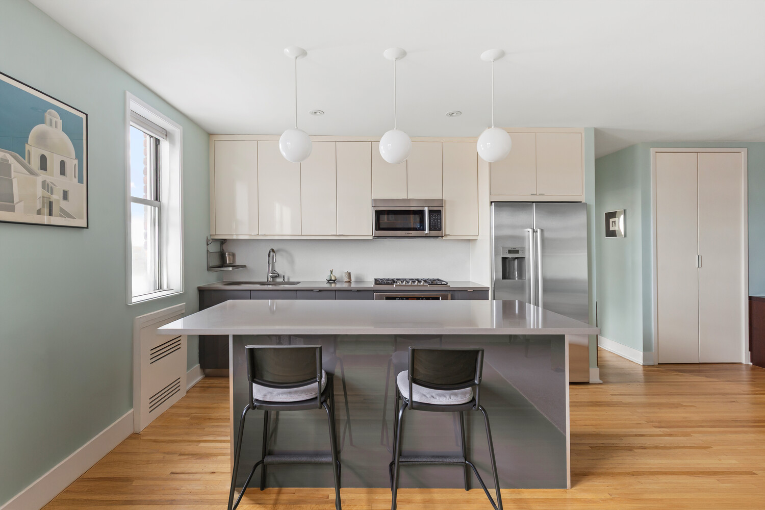 243 MCDONALD Avenue 6T